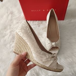 Kelly & Katie Size 10 New in Box Peep Toe Wedge